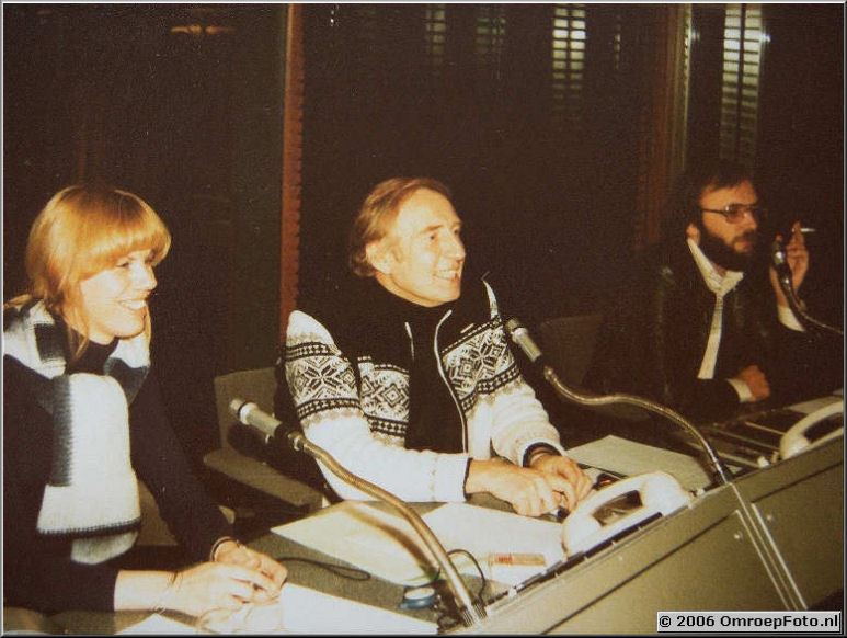 Foto 1-1. BrandPunt Studio 6,1980 vlnr Yvette Lichtenberg, Piet Kaart (de vader van Marnix) en Hugo
