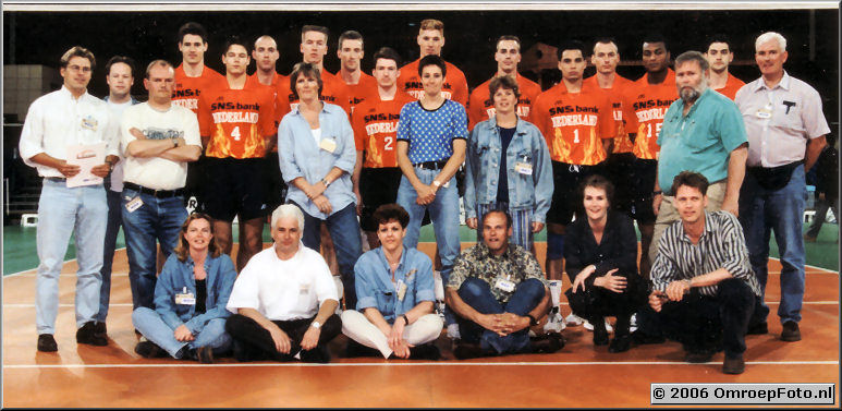 Foto 6-120. Olympisch VolleybalTeam - Goud in Atlanta!