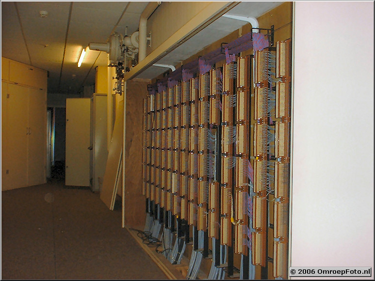 Foto 20-389. Audio-kabelverdeler, gebouwd door Jan Langhorst.Flexibiliteit ten top