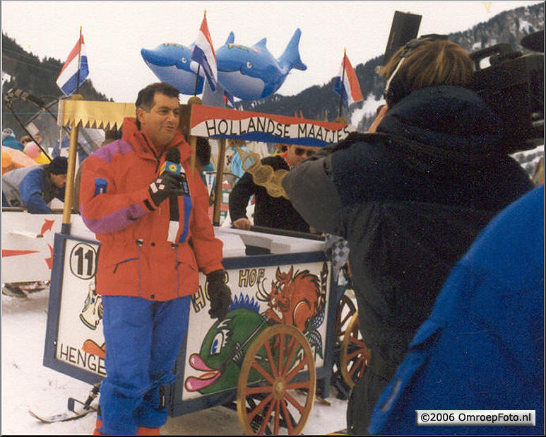 Foto 47-924. 'Blij, dat ik glij' 1990