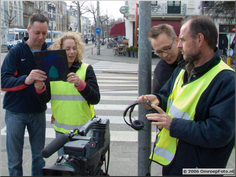 Doos 52 Foto 1040 Leader opnemen voor 'De Leugen regeert' Siwart, Martha, Jelle en Peter