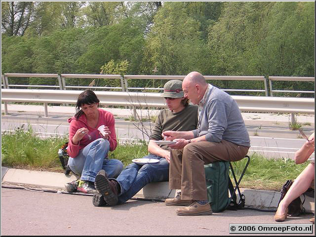 Doos 56 Foto 1111 Lunch in showbizzland