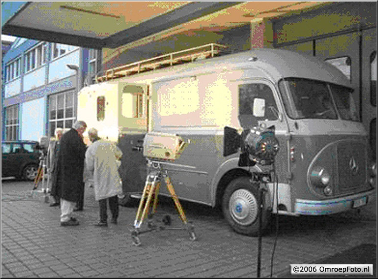 Doos 74 Foto 1471. Regiewagen Trein 4. Wagen 43, in gebruik van 1961 tot 1972. In 2006 teruggevonden en staat nu in een museum in Wiesbaden