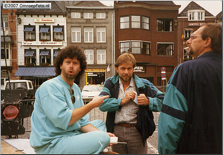 Doos 84 Foto 1672. 'Nederland Muziekland' in Volendam