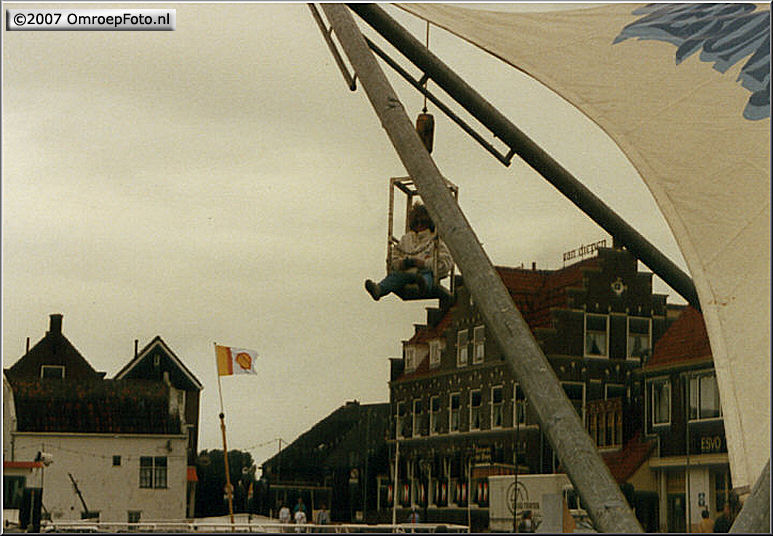 Doos 84 Foto 1675. 'Nederland Muziekland' in Volendam