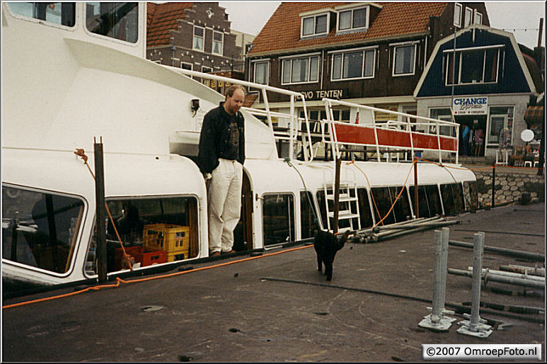Doos 85 Foto 1683. 'Nederland Muziekland' in Volendam