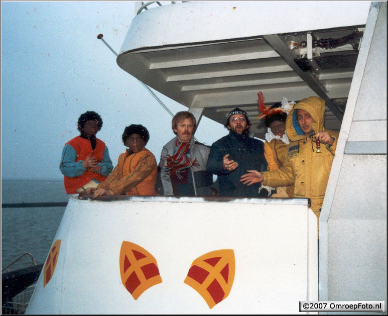 Doos 88 Foto 1750. Sinterklaas 1984 Terschelling